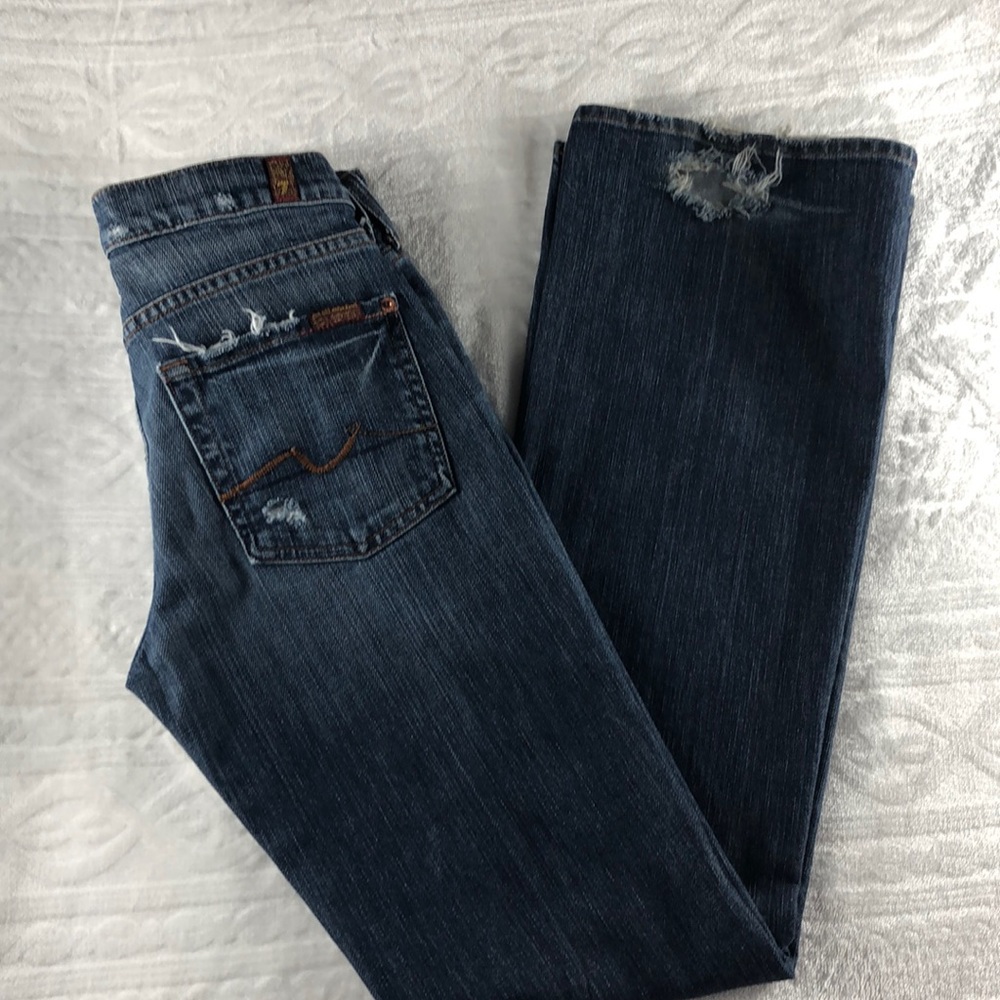 7 FAM Distressed Bootcut Sz 27 medium Wash Jeans - Picture 3 of 8